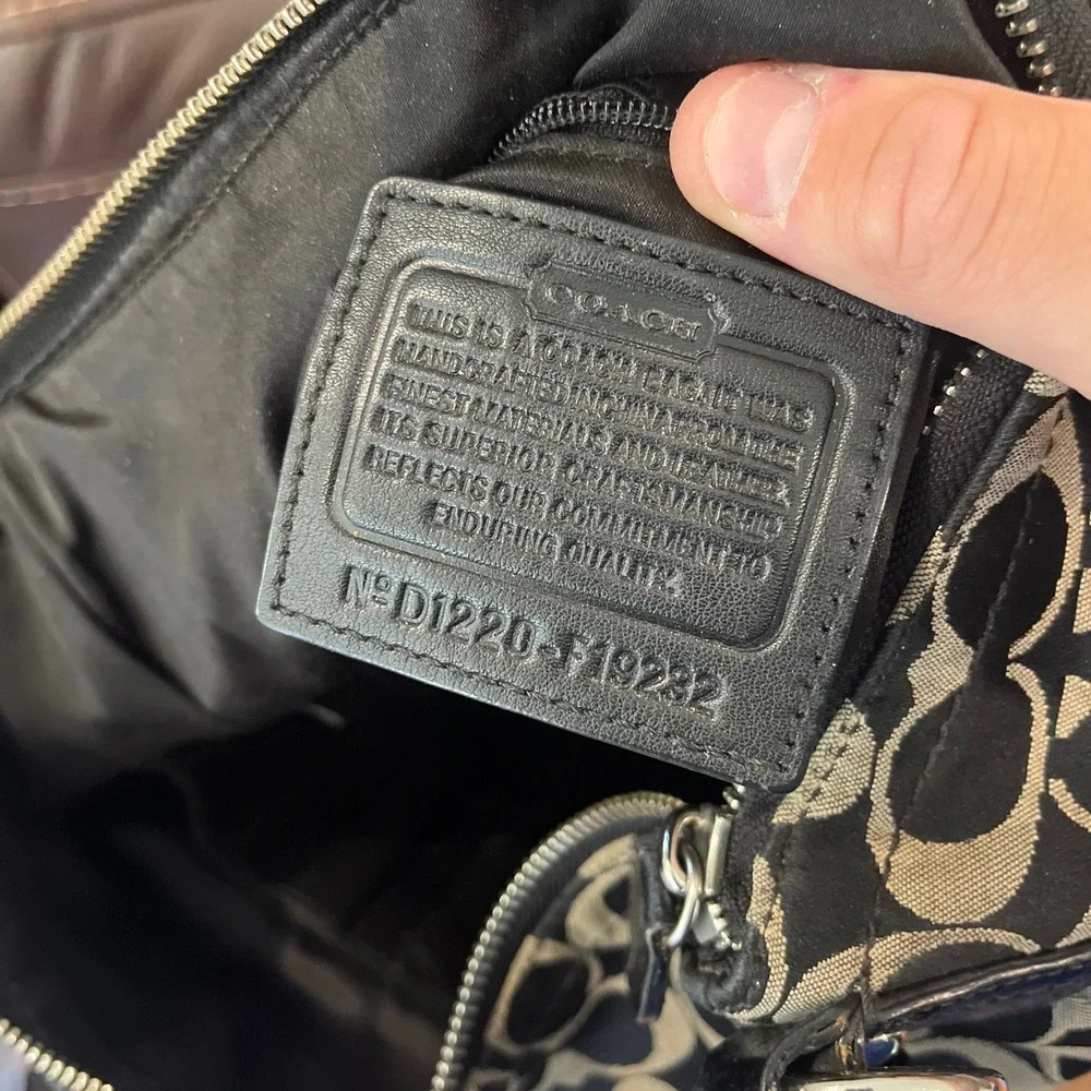 Coach Signature Canvas Hobo Bag Black Grey Turnlock Shoulder Bag F19232